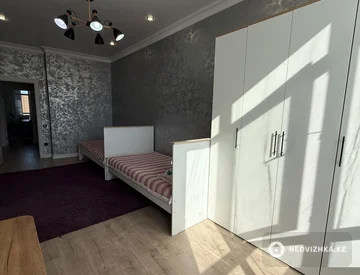 3-комнатная квартира, этаж 10 из 17, 91 м², миниатюра 8