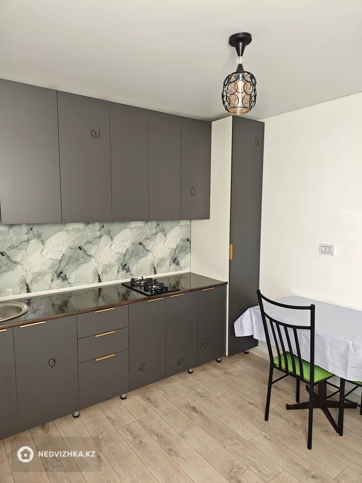 1-комнатная квартира, этаж 1 из 1, 40 м², На длительный срок