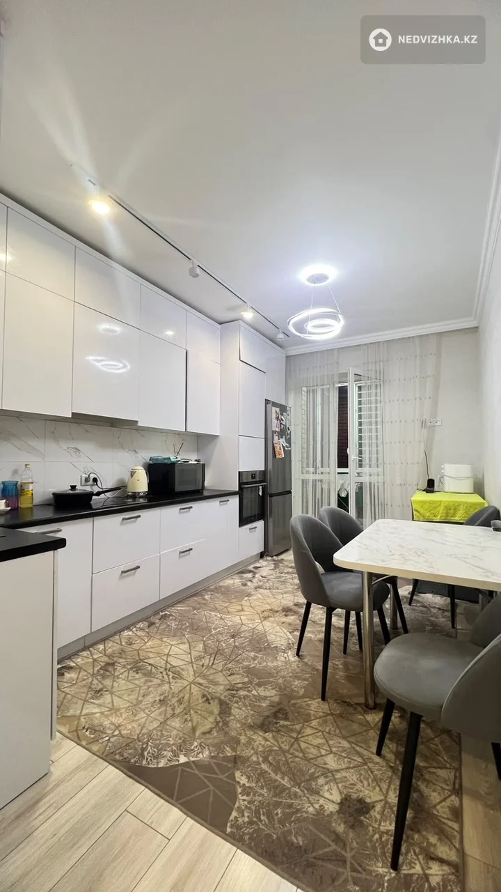 2-бөлмелі пәтер, қабат 5 барлық қабат саны 12, 56 м²