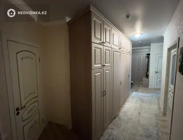 2-комнатная квартира, этаж 7 из 12, 70 м², миниатюра 7