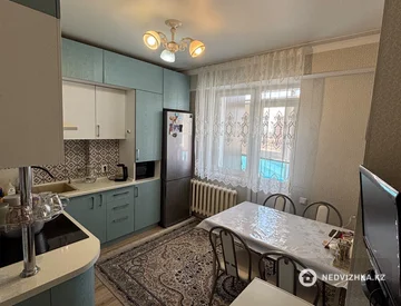 2-комнатная квартира, этаж 7 из 12, 70 м², миниатюра 10