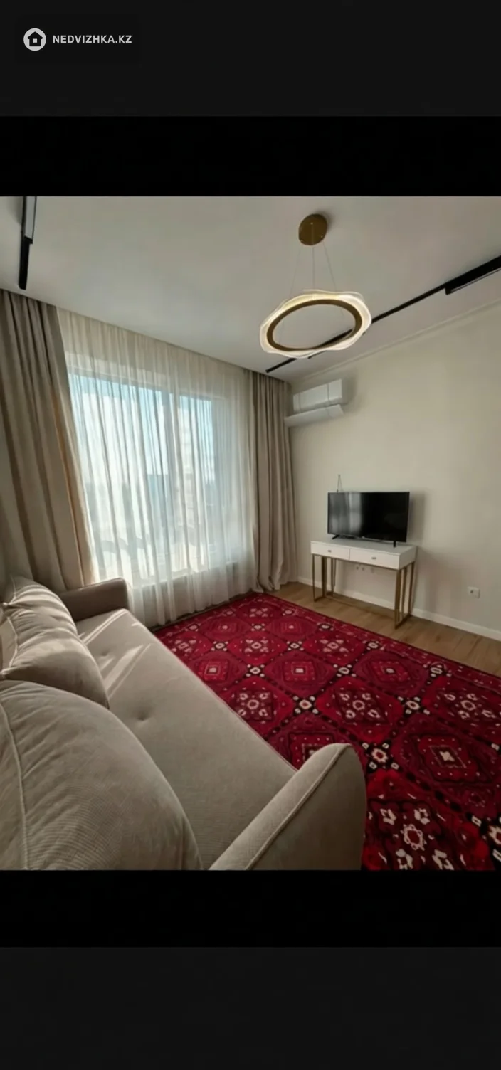 3-комнатная квартира, этаж 8 из 9, 77 м², фотография 3