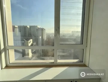 3-комнатная квартира, этаж 8 из 9, 77 м², миниатюра 10