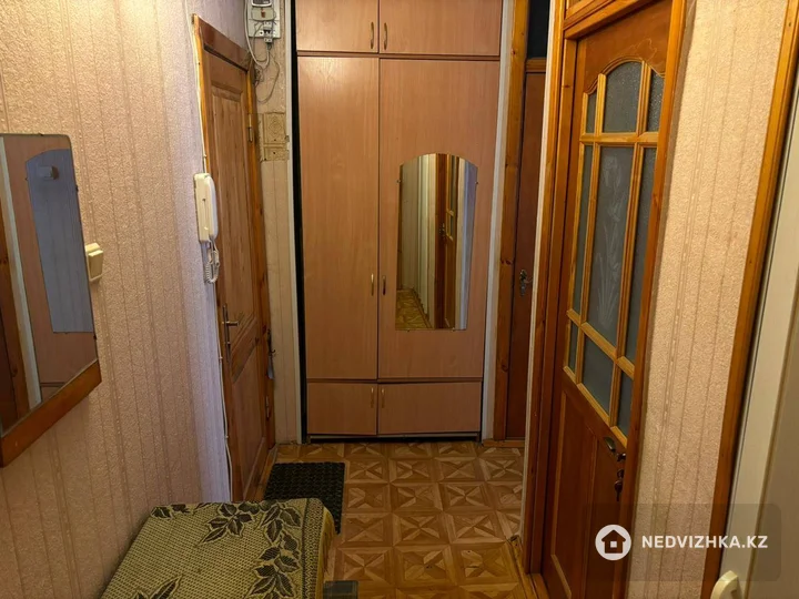 3-комнатная квартира, этаж 2 из 5, 57 м², фотография 4