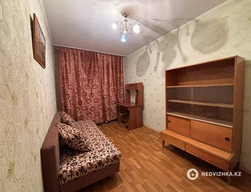 3-комнатная квартира, этаж 2 из 5, 57 м², миниатюра 2