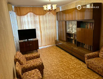 3-комнатная квартира, этаж 2 из 5, 57 м², миниатюра 1