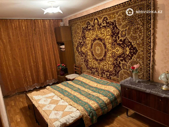 3-комнатная квартира, этаж 2 из 5, 57 м², фотография 3