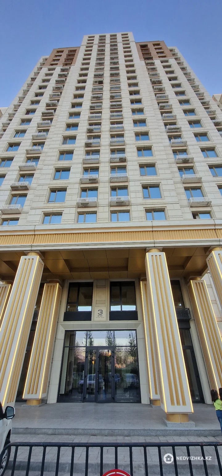 7-комнатная квартира, этаж 22 из 25, 203 м², фотография 5