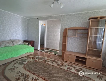 2-комнатная квартира, этаж 4 из 4, 45 м², На длительный срок, миниатюра 3