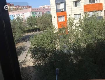 3-комнатная квартира, этаж 4 из 5, 88 м², миниатюра 2
