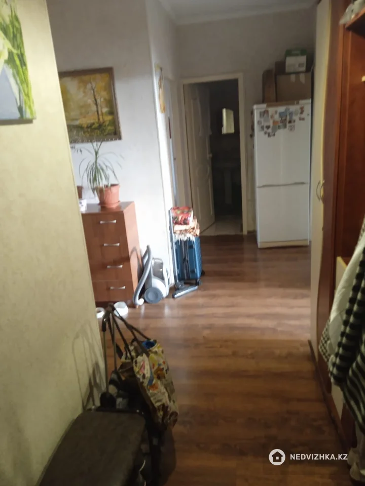 3-комнатная квартира, этаж 4 из 5, 88 м², фотография 3