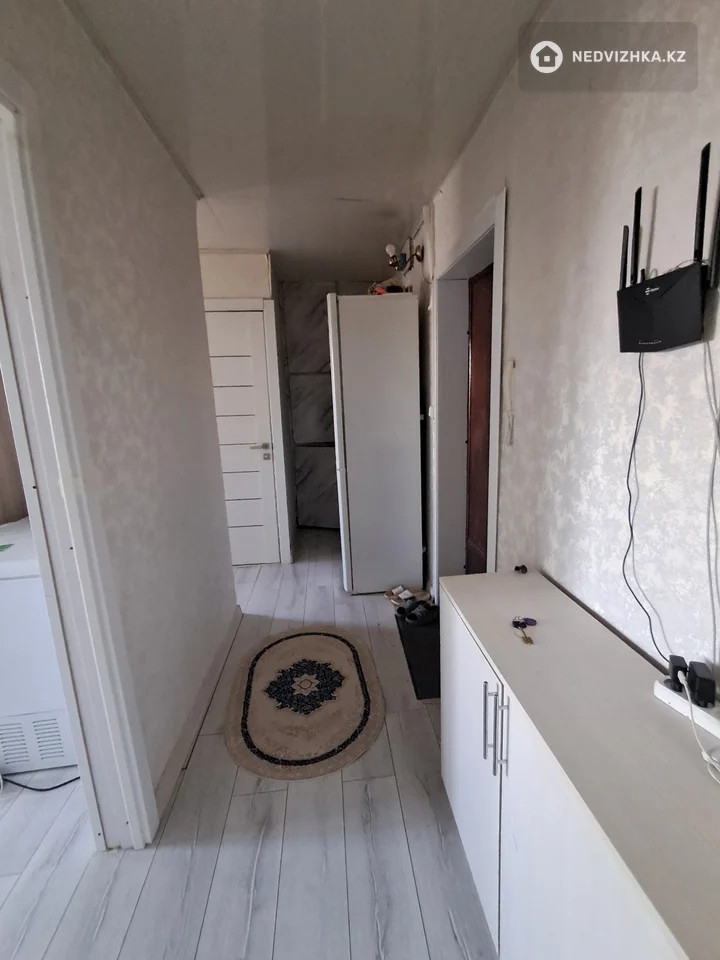 2-комнатная квартира, этаж 4 из 5, 46 м², фотография 3