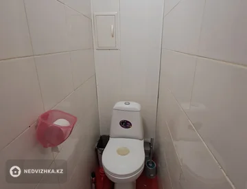 2-комнатная квартира, этаж 4 из 5, 46 м², миниатюра 4