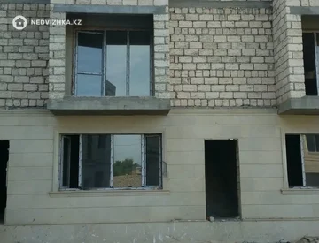 6-комнатная квартира, этаж 3 из 3, 260 м², миниатюра 1