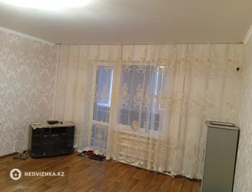 2-комнатная квартира, этаж 4 из 5, 43 м², миниатюра 1