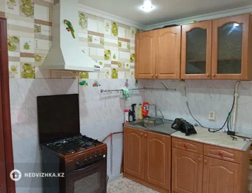 2-комнатная квартира, этаж 4 из 5, 43 м², миниатюра 5