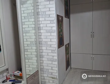 3-комнатная квартира, этаж 2 из 5, 59 м², миниатюра 6