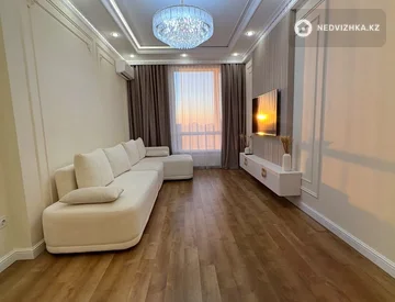 2-комнатная квартира, этаж 16 из 19, 62 м², миниатюра 1