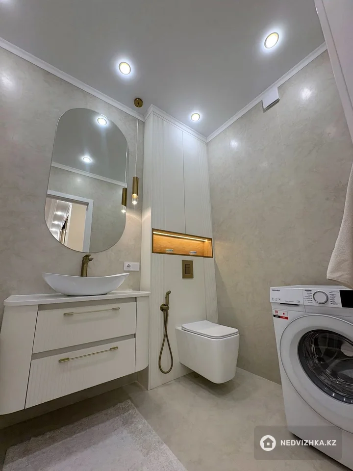 2-комнатная квартира, этаж 16 из 19, 62 м², фотография 4