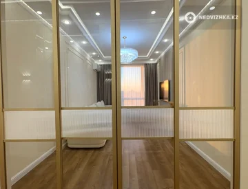 2-комнатная квартира, этаж 16 из 19, 62 м², миниатюра 5