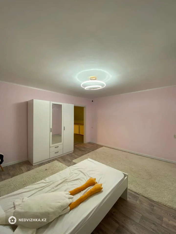 5-комнатная часть дома, 8 соток, 215 м², фотография 4
