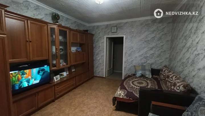 3-комнатная квартира, этаж 2 из 2, 56 м²