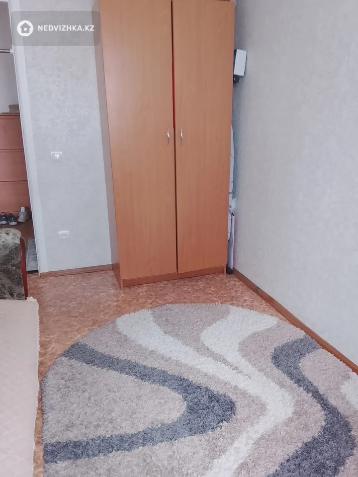 4-комнатная квартира, этаж 2 из 5, 62 м², фотография 2