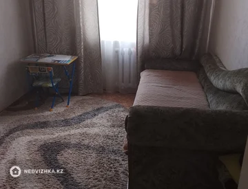 4-комнатная квартира, этаж 2 из 5, 62 м², миниатюра 3