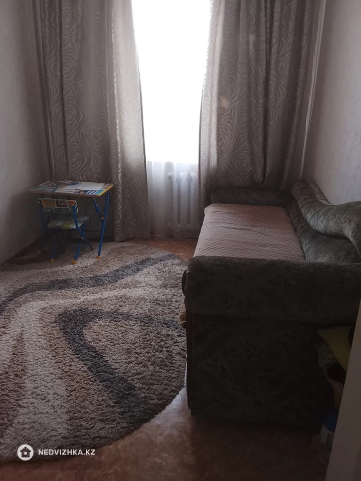4-комнатная квартира, этаж 2 из 5, 62 м², фотография 3