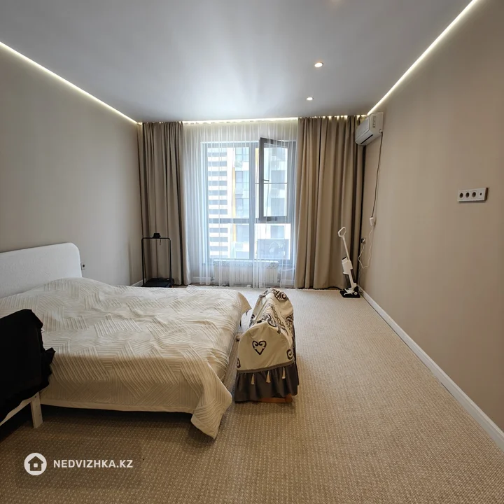 2-комнатная квартира, этаж 8 из 13, 62 м², фотография 4
