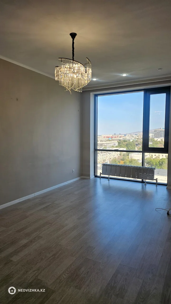 2-комнатная квартира, этаж 12 из 13, 54 м²