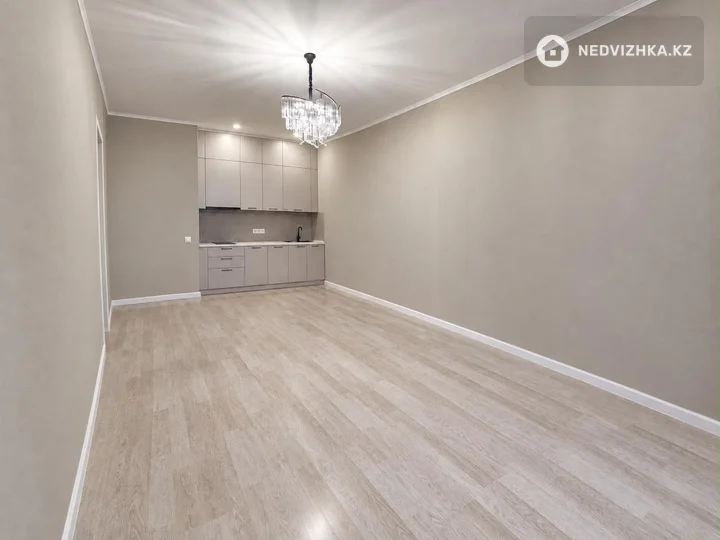 2-комнатная квартира, этаж 12 из 13, 54 м², фотография 3