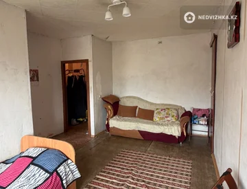 1-комнатная квартира, этаж 3 из 5, 32 м², миниатюра 4
