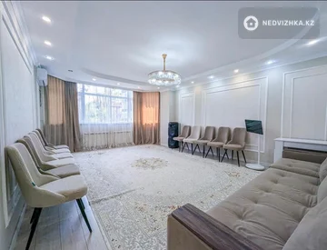 4-комнатная квартира, этаж 5 из 5, 168 м², миниатюра 2