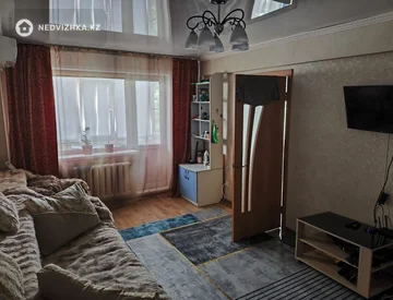 2-комнатная квартира, этаж 4 из 5, 48 м², миниатюра 1