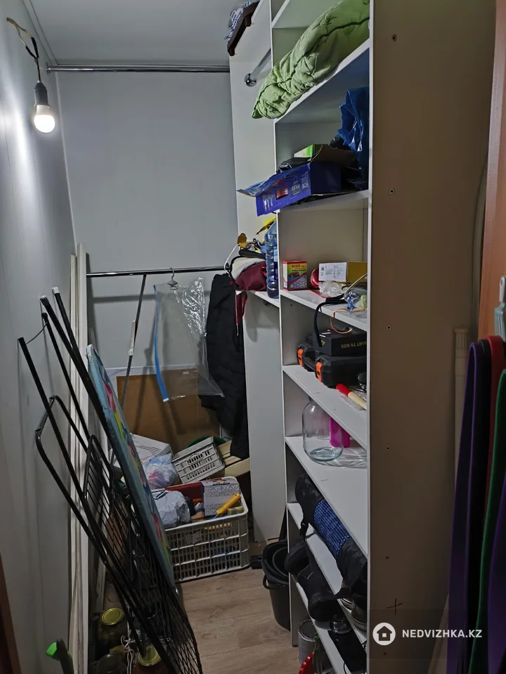 2-комнатная квартира, этаж 4 из 5, 48 м², фотография 2