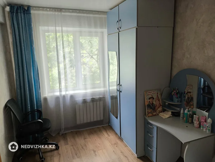 2-комнатная квартира, этаж 4 из 5, 48 м², фотография 5