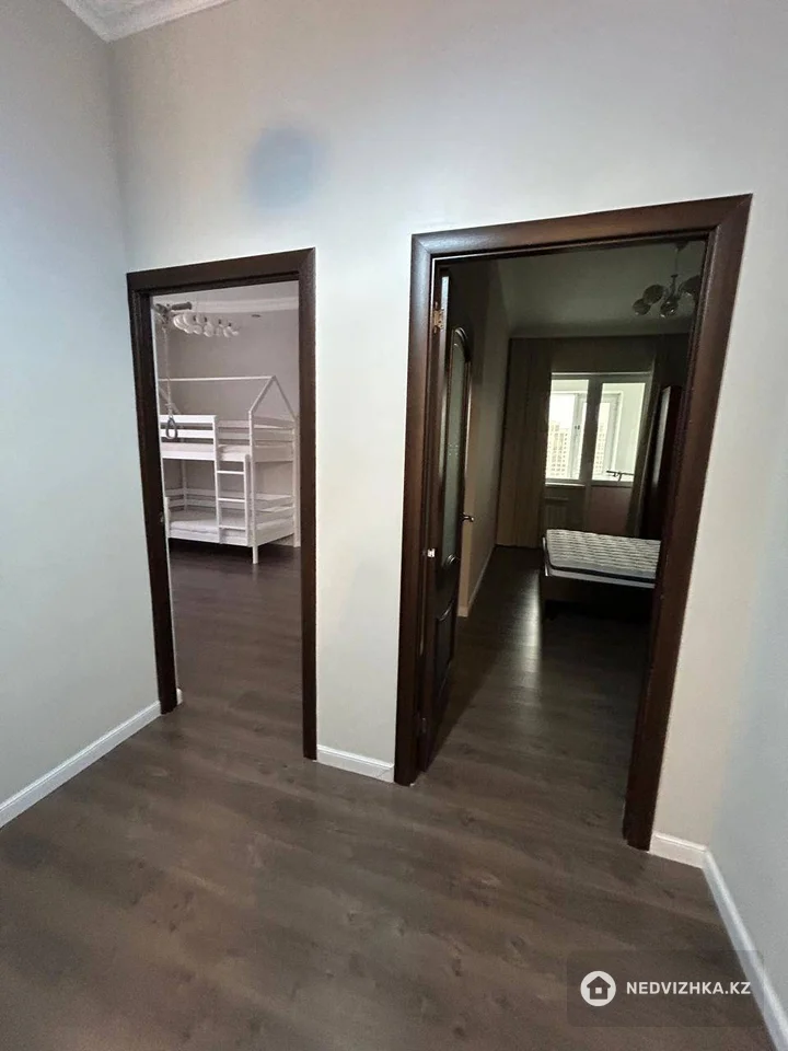3-комнатная квартира, этаж 8 из 12, 91 м²