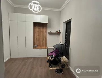 3-комнатная квартира, этаж 8 из 12, 91 м², миниатюра 6