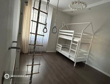 3-комнатная квартира, этаж 8 из 12, 91 м², миниатюра 9