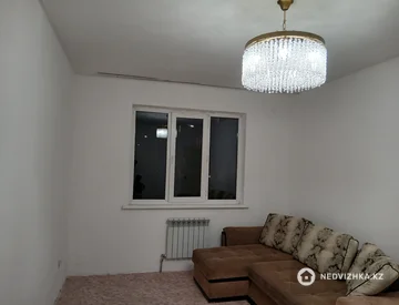 3-комнатная квартира, этаж 2 из 5, 80 м², На длительный срок, миниатюра 5