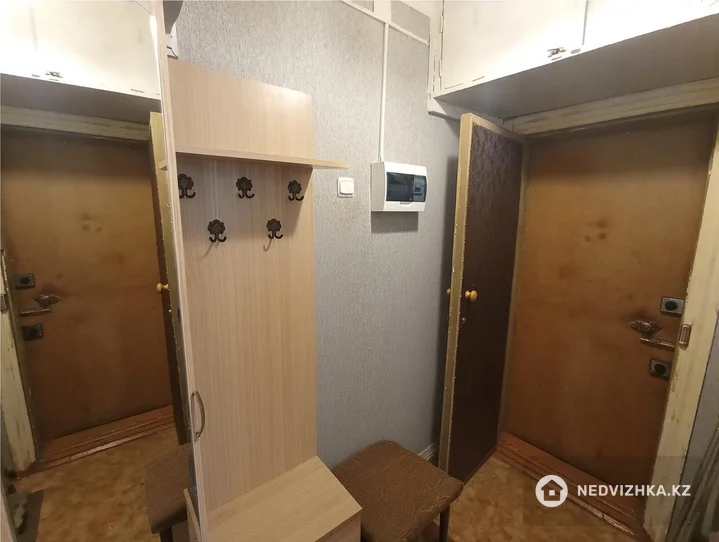2-комнатная квартира, этаж 3 из 5, 44 м²
