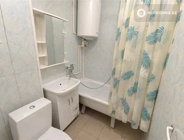 2-комнатная квартира, этаж 3 из 5, 44 м², миниатюра 4