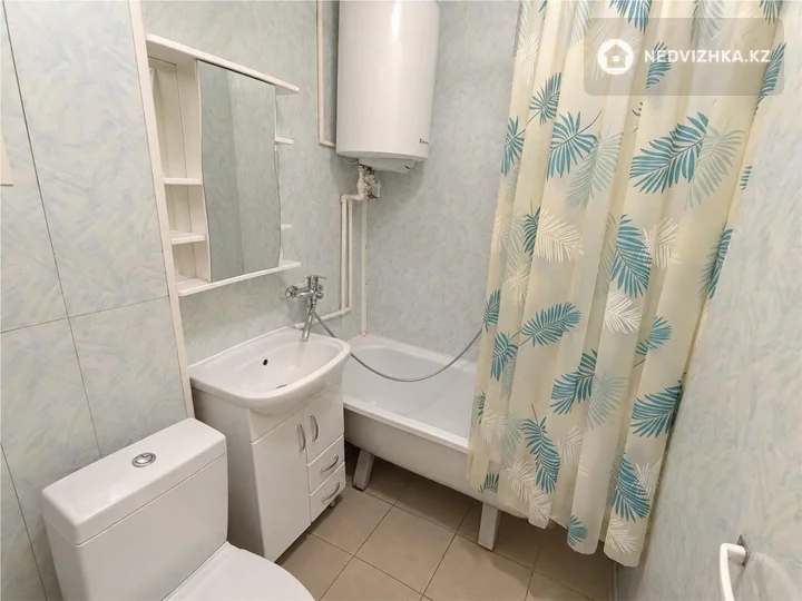 2-комнатная квартира, этаж 3 из 5, 44 м², фотография 4