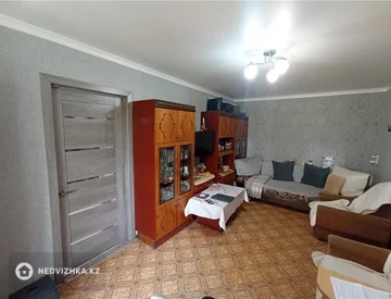 2-комнатная квартира, этаж 3 из 5, 44 м², миниатюра 5