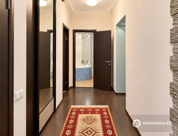 2-комнатная квартира, этаж 10 из 12, 72 м², миниатюра 4