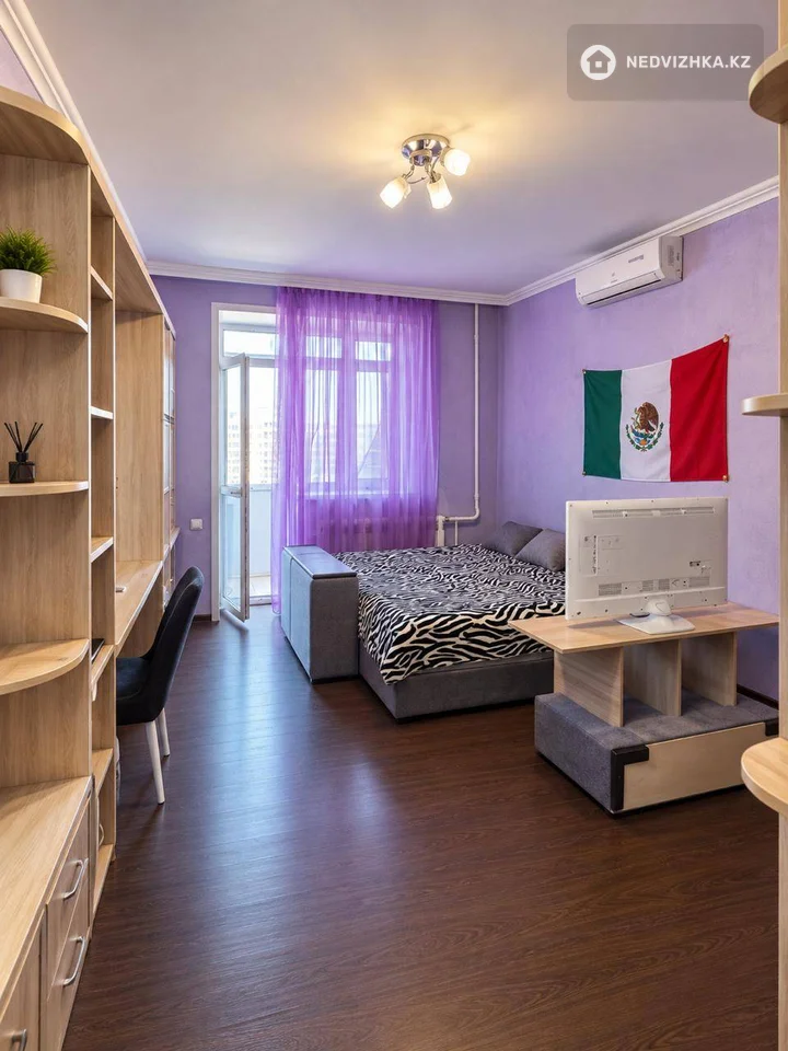 2-комнатная квартира, этаж 10 из 12, 72 м², фотография 5