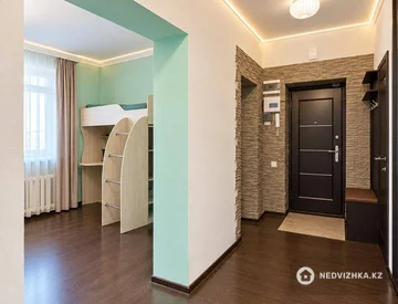 2-комнатная квартира, этаж 10 из 12, 72 м², миниатюра 8