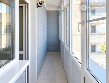 2-комнатная квартира, этаж 10 из 12, 72 м², миниатюра 10