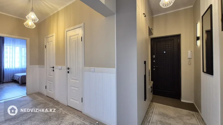3-комнатная квартира, этаж 10 из 16, 96 м², фотография 3
